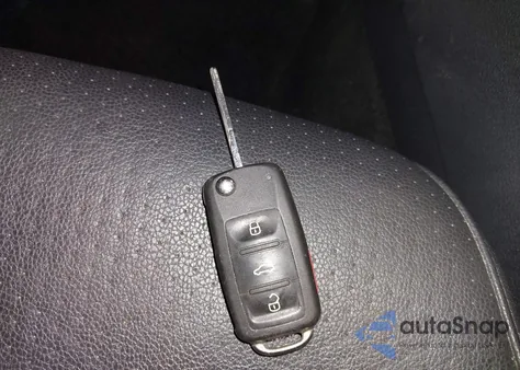 2015 Volkswagen Jetta 1.8T Se z USA, uszkodzony, nr VIN 3VWD17AJ1FM319831